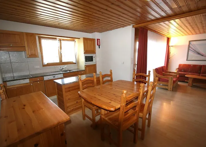 Ξενοδοχείο με διαμερίσματα Mont-calme 4*